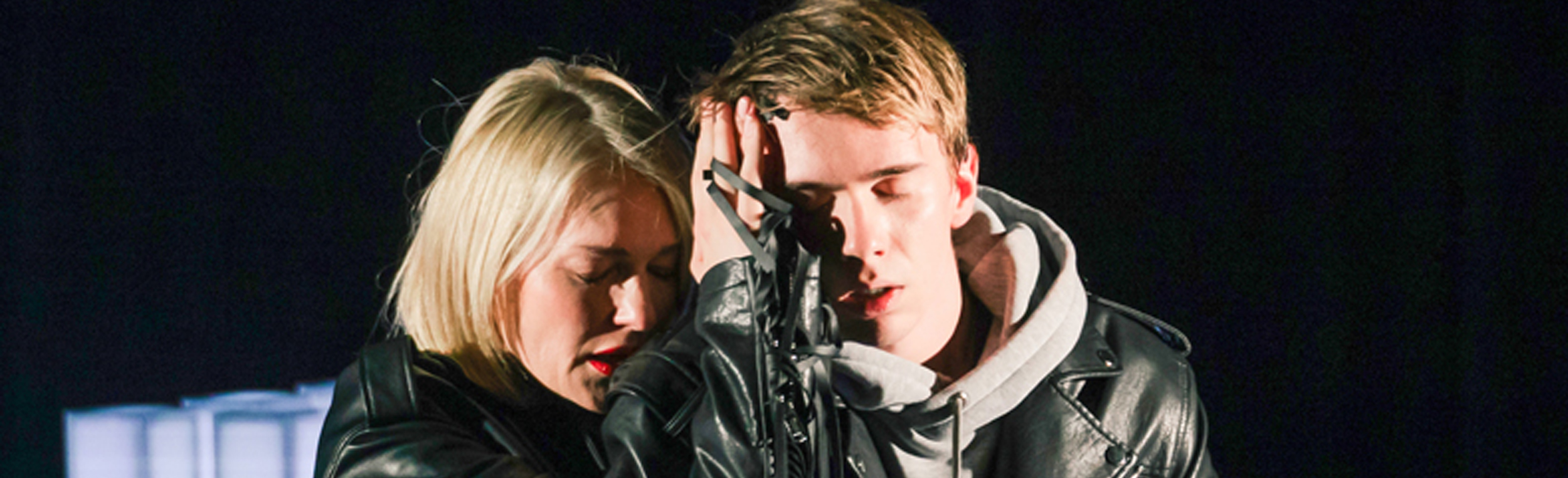 Это все она