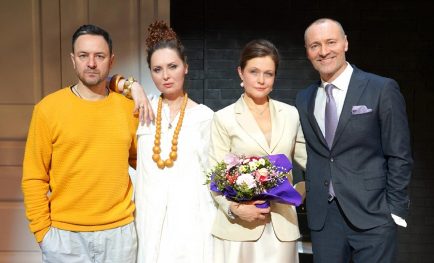 Хомяк на мостовой