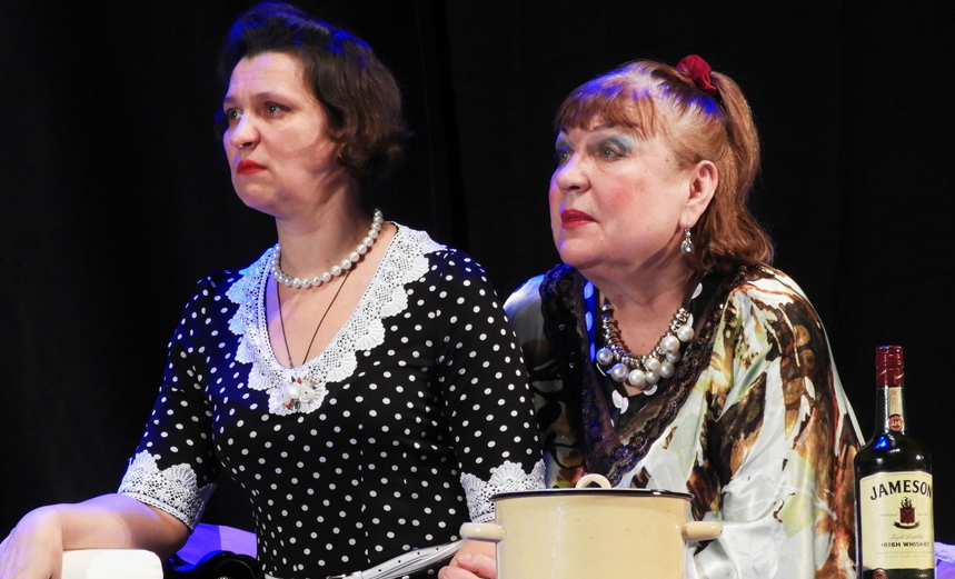 Сирена и Виктория